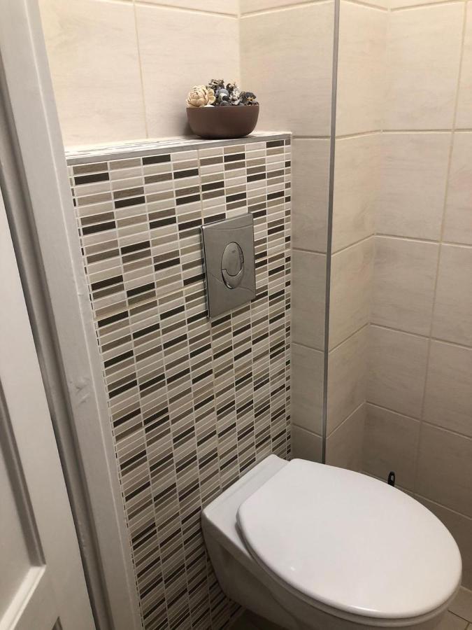 Kelemen Apartman Нагиканиша Екстериор снимка