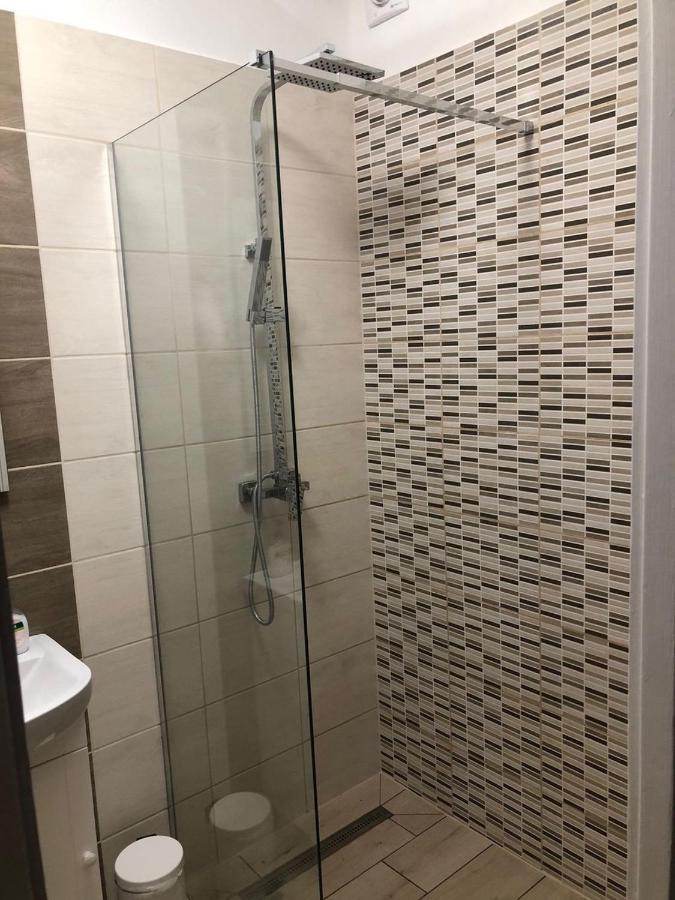Kelemen Apartman Нагиканиша Екстериор снимка