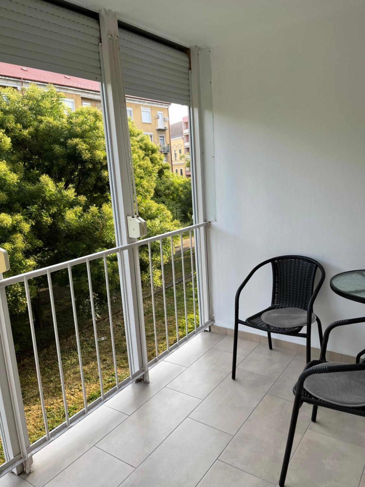 Kelemen Apartman Нагиканиша Екстериор снимка
